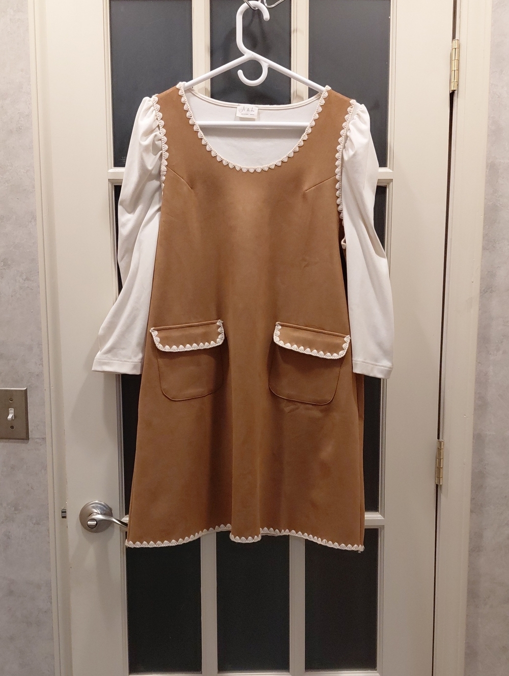 Women’s Tan Midi Pinafore Dress with White Trim. Sz.M, 2 Stains(hardly visible).